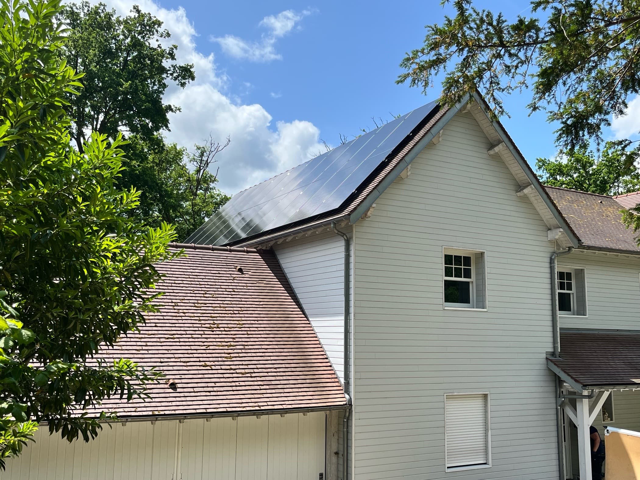 Installation photovoltaïque de 13 kWc à Clairefontaine-en-Yvelines (78)
